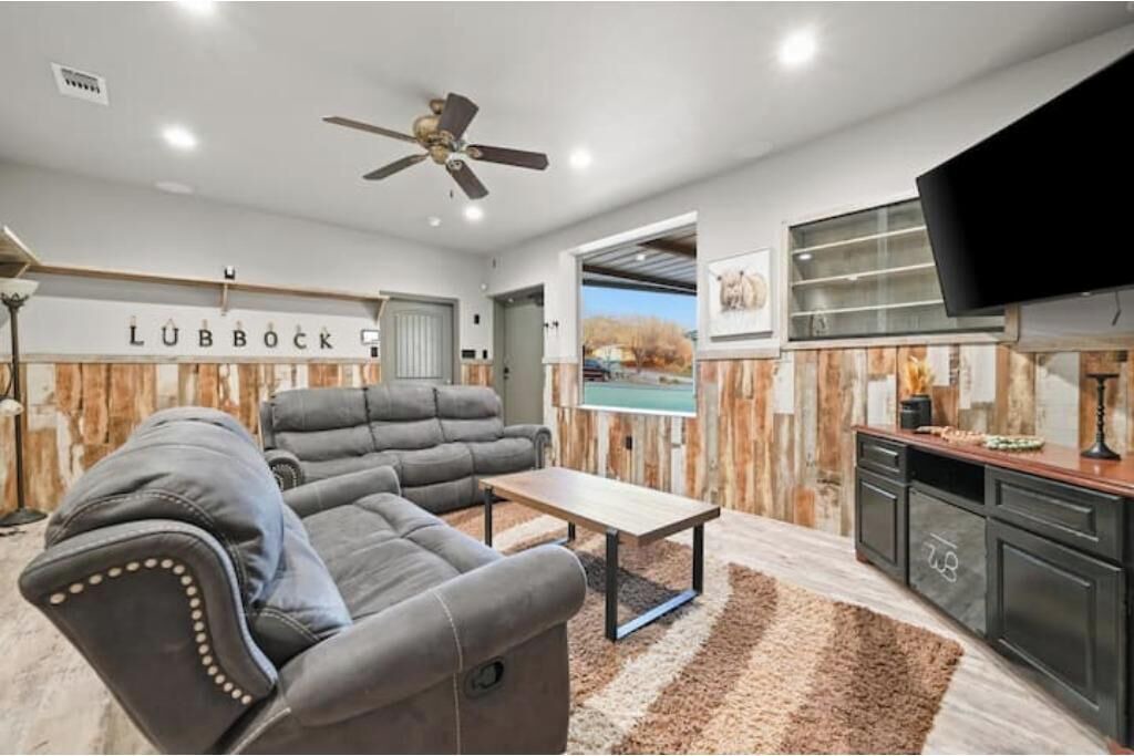 Photo of Livingroom in Buffalo Springs