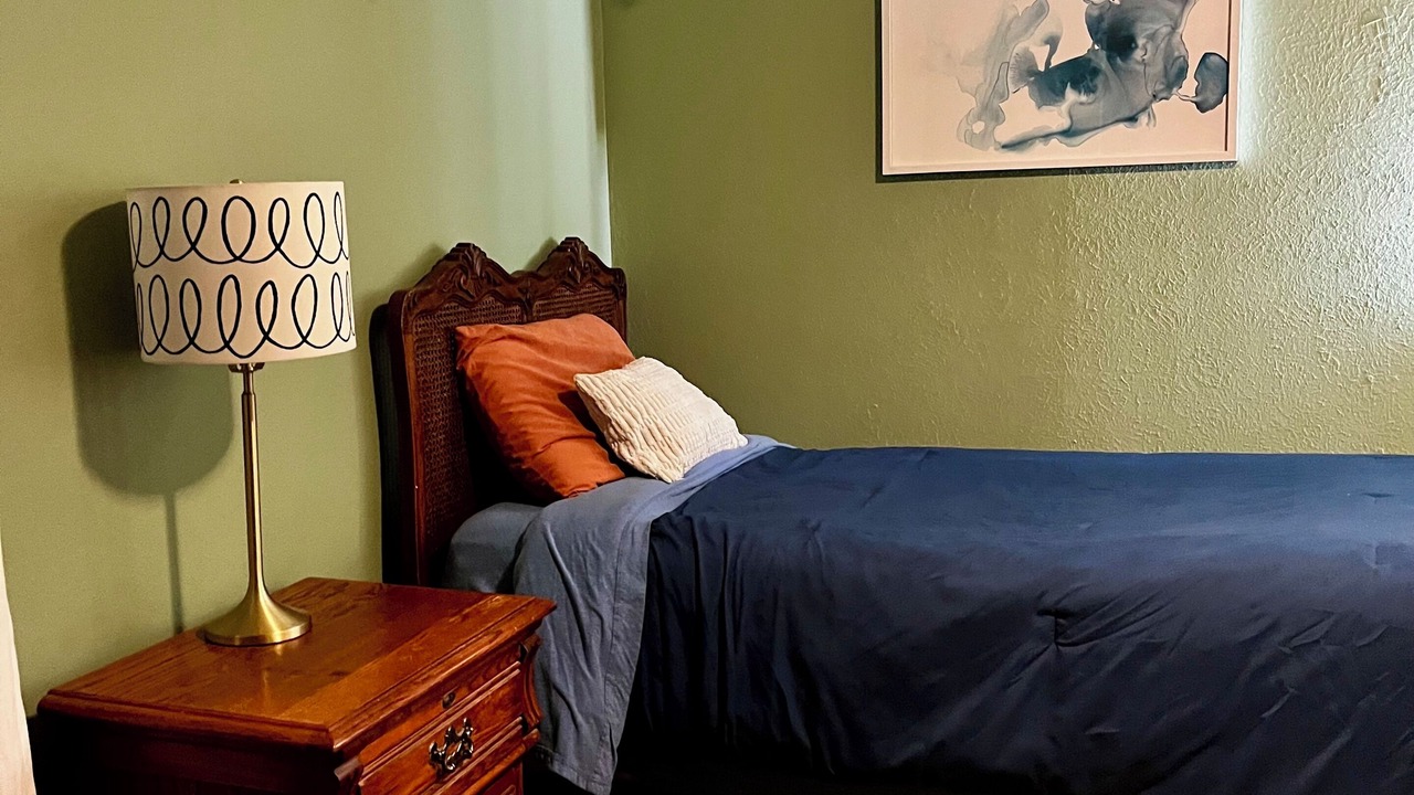 Photo of Bedroom in Seymour