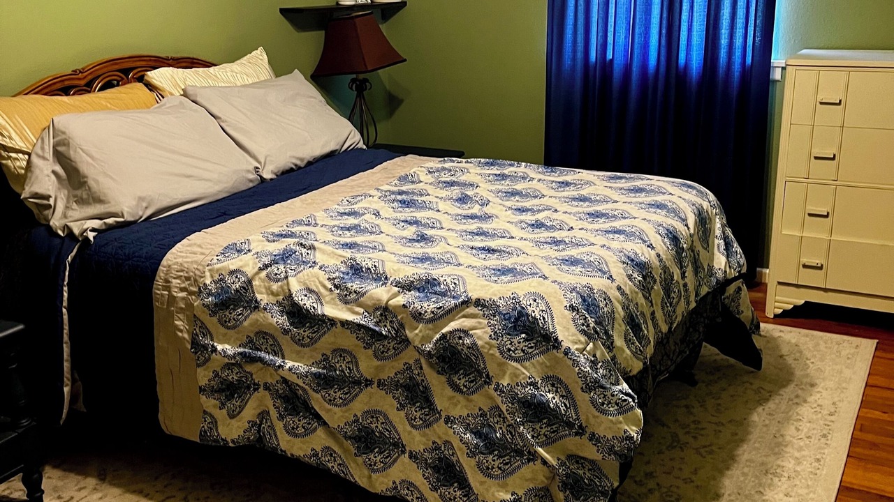 Photo of Bedroom in Seymour