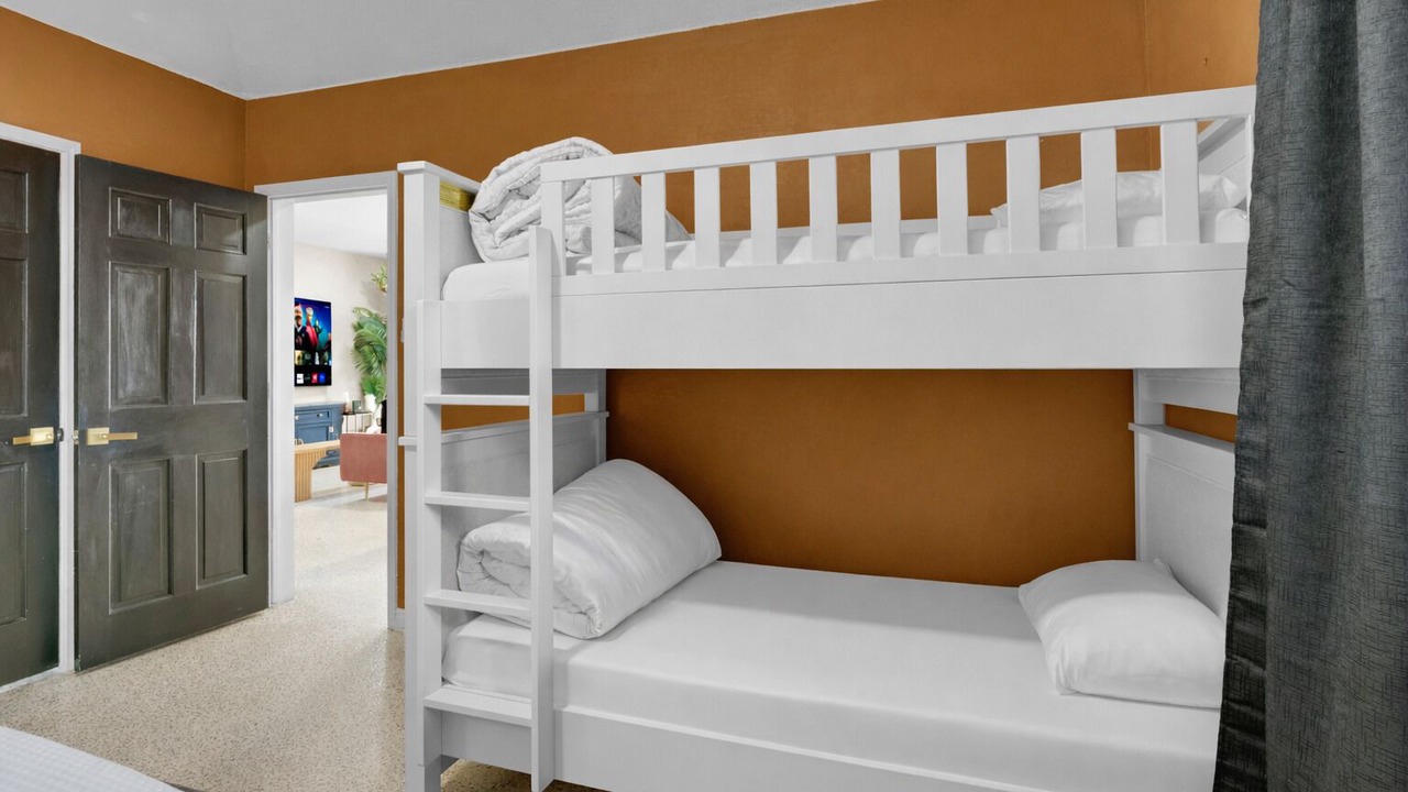 Photo of Bedroom in Joshua