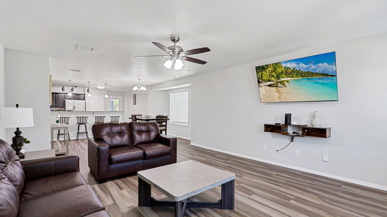 Photo of Livingroom in Biggs Field