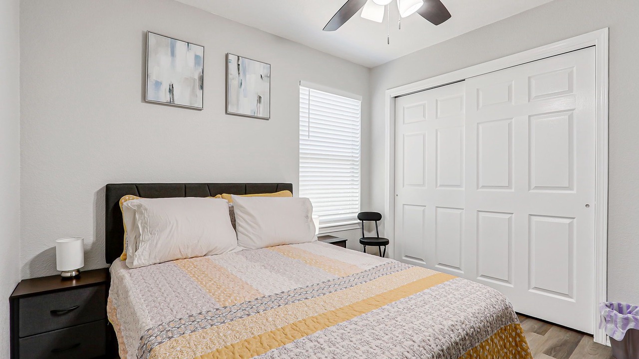 Photo of Bedroom in Biggs Field