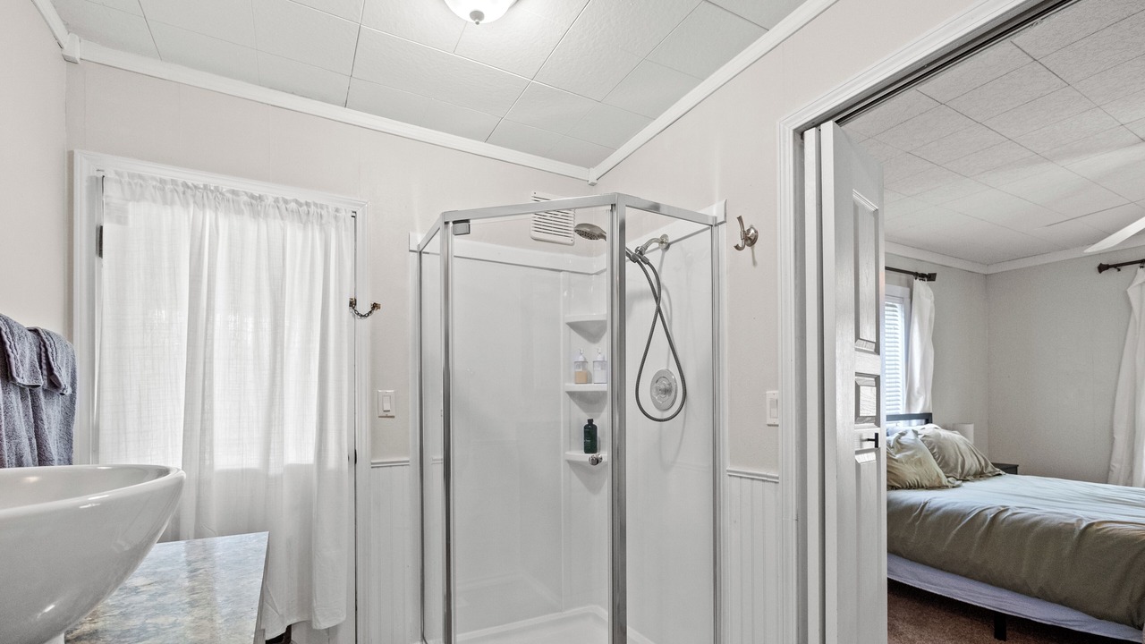 Photo of Bathroom in La Grande