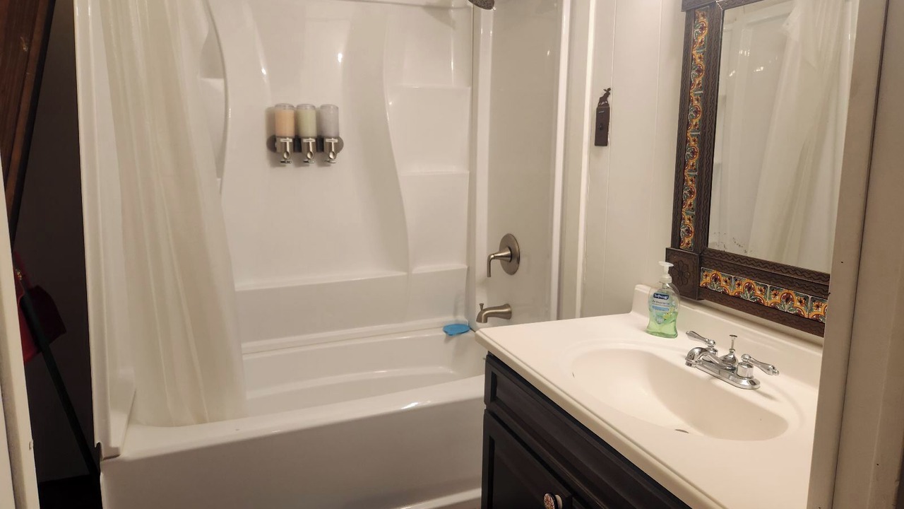 Photo of Bathroom in Ruidoso