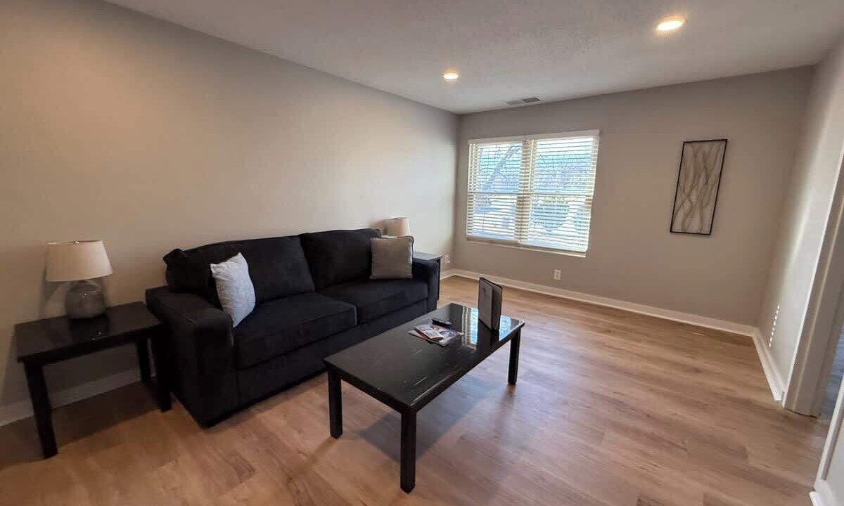 Photo of Livingroom in South Central Omaha