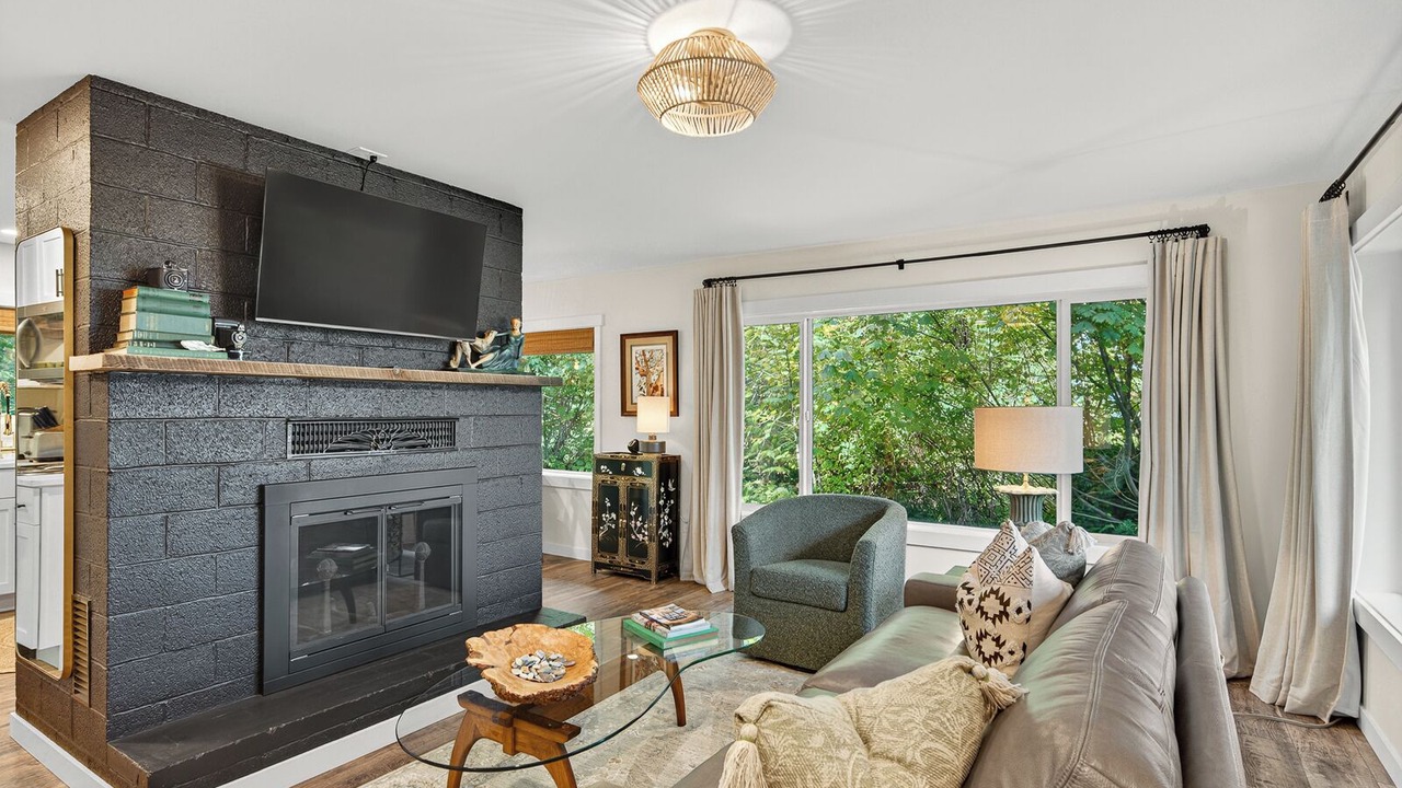 Photo of Livingroom in Camano Island