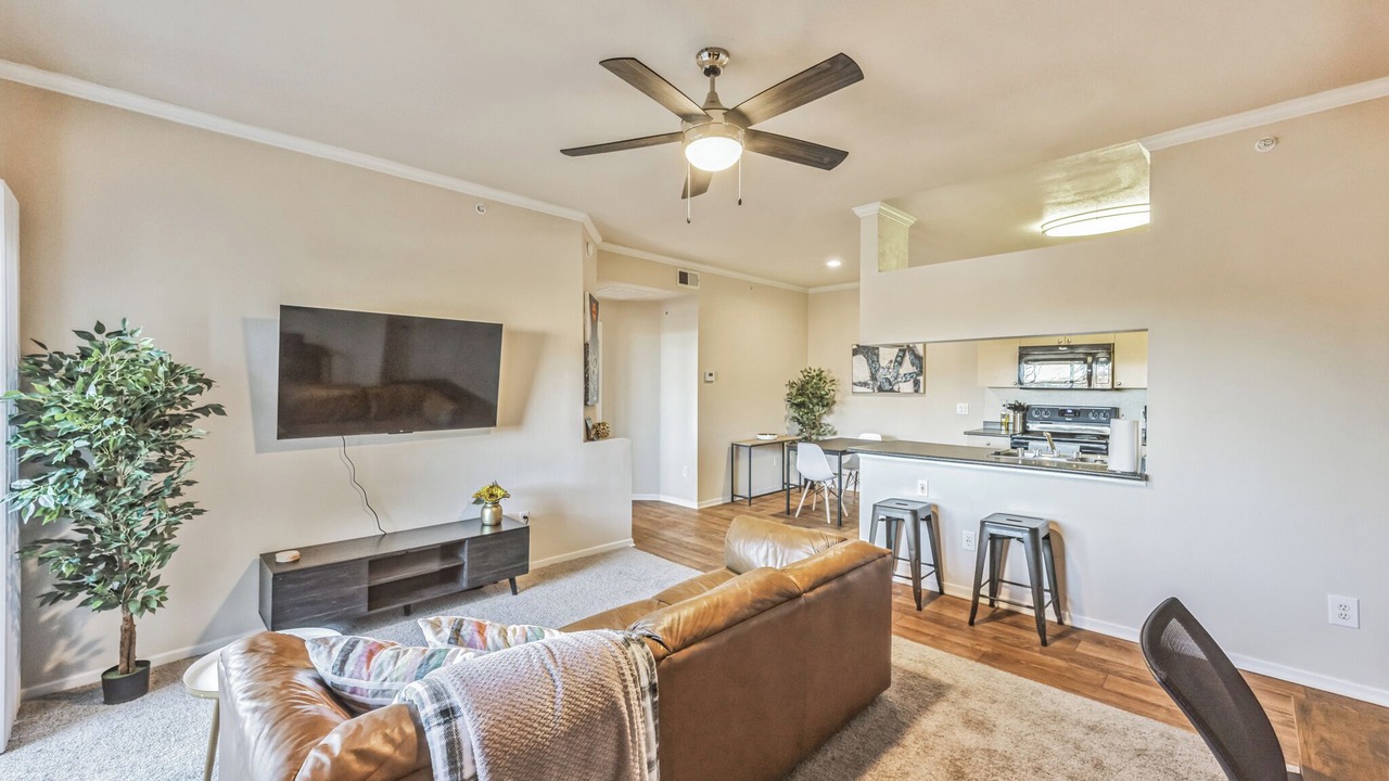 Photo of Livingroom in Castle Rock