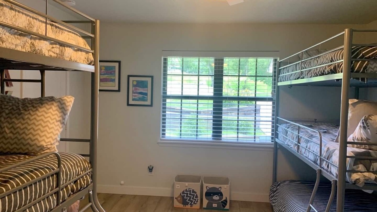Photo of Bedroom in Sulphur