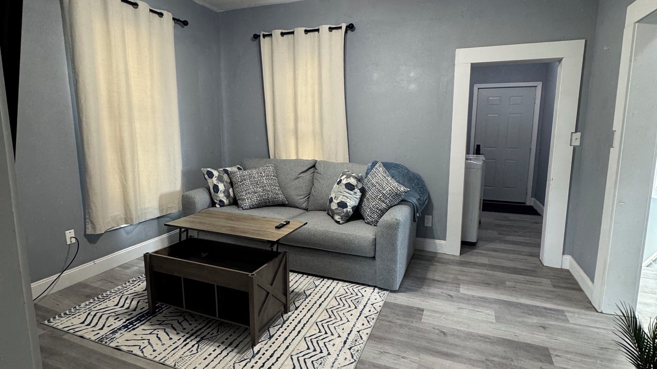 Photo of Livingroom in Creston