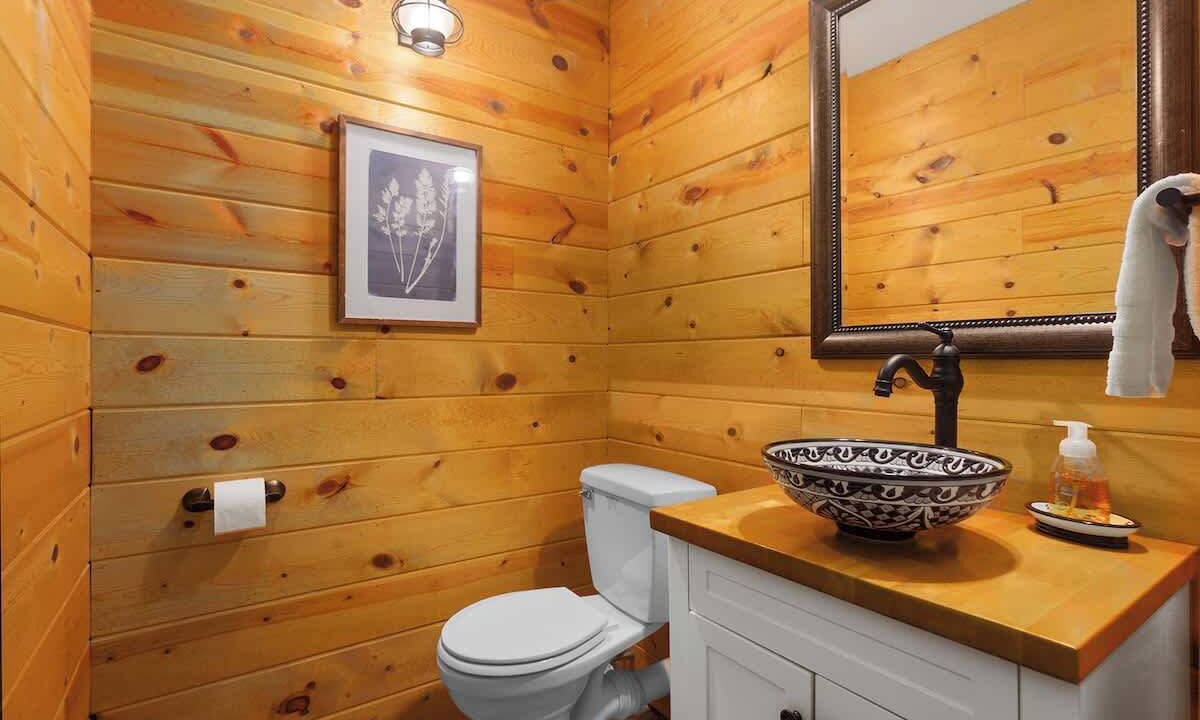 Photo of Bathroom in Grandview