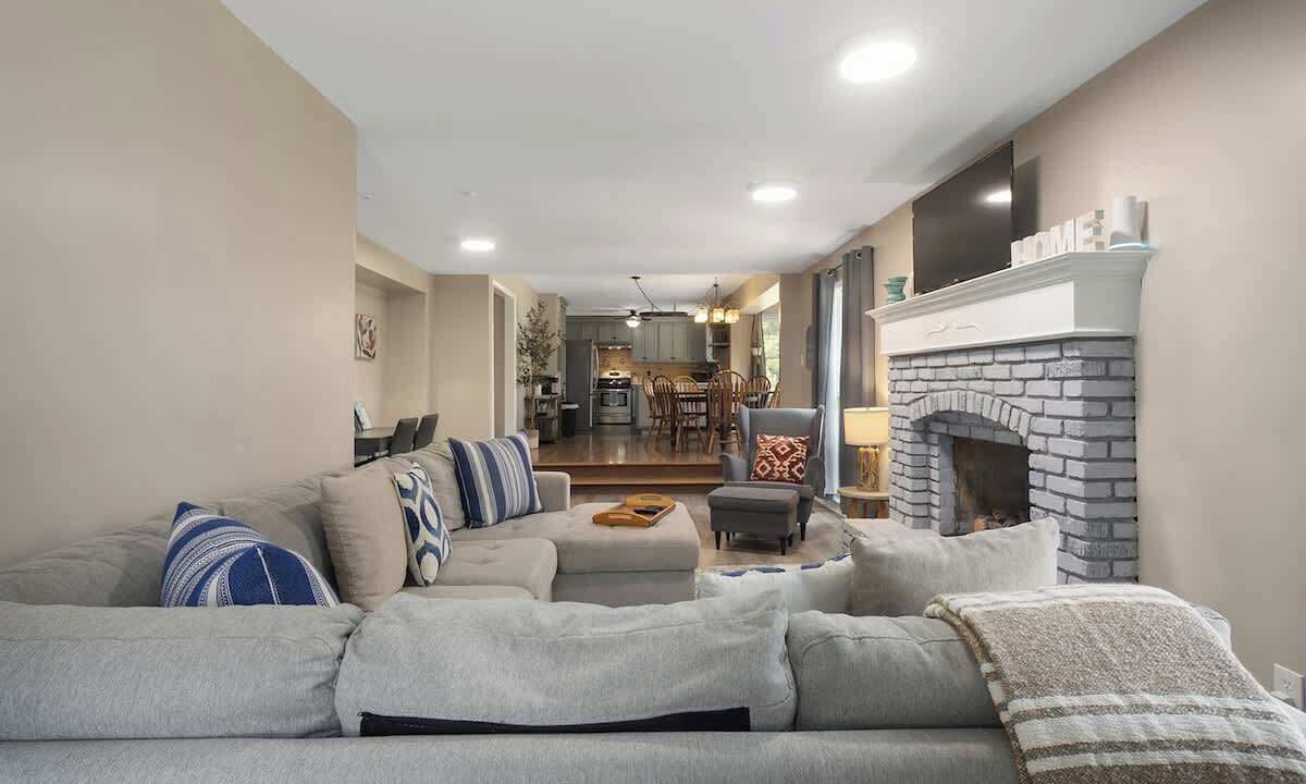 Photo of Livingroom in Grandview