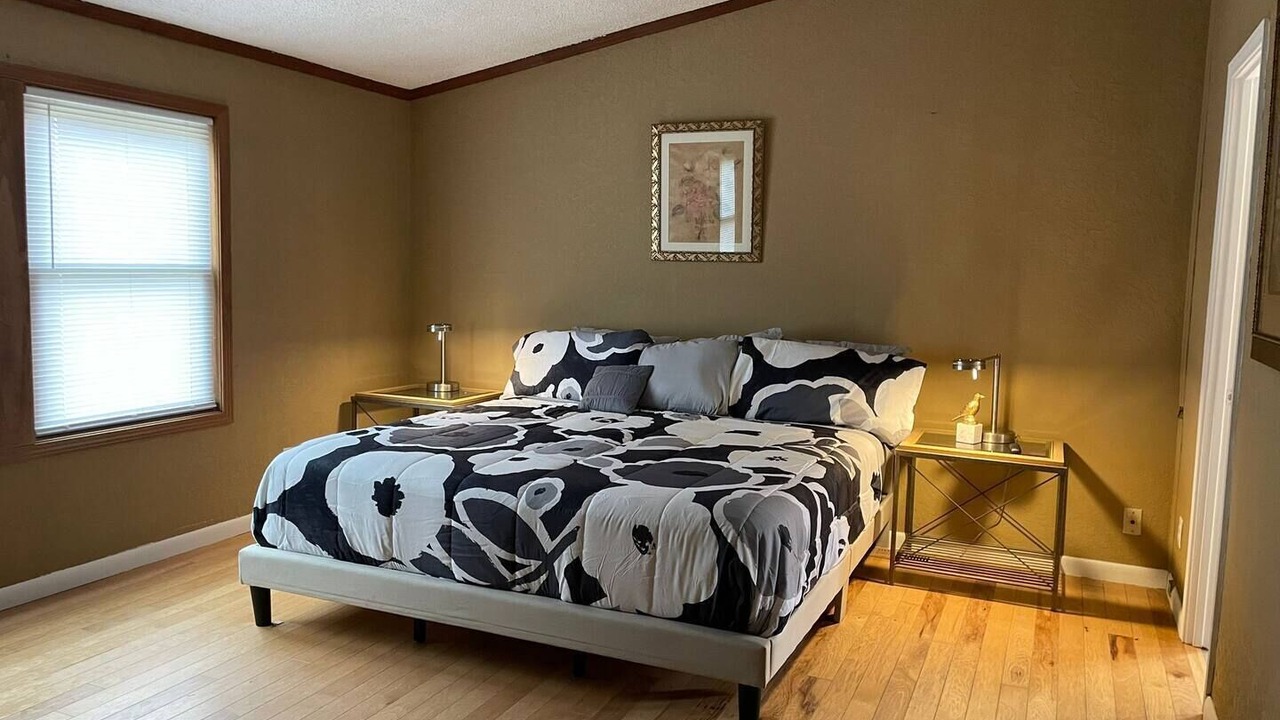 Photo of Bedroom in Council Bluffs