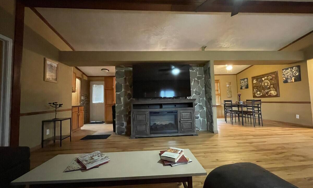 Photo of Livingroom in Council Bluffs