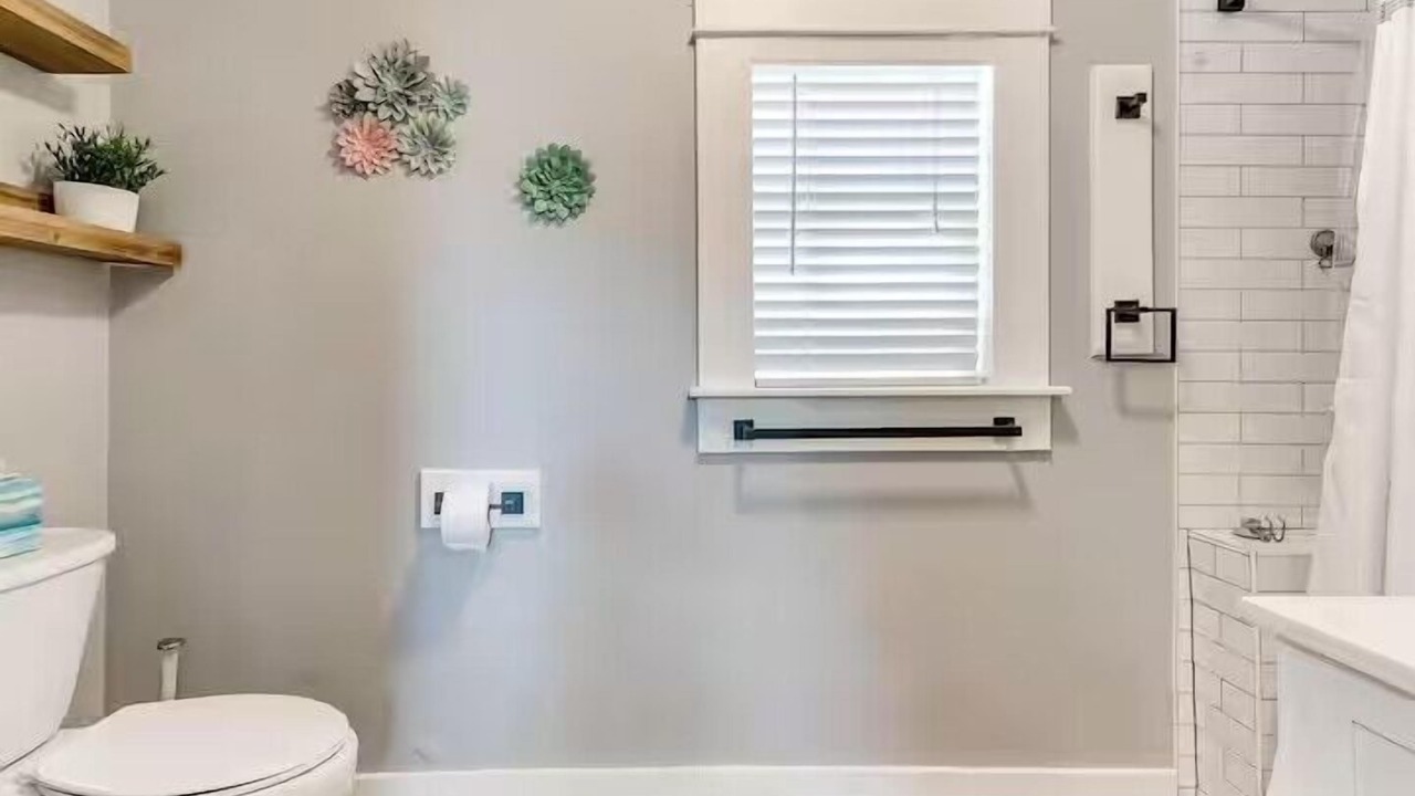 Photo of Bathroom in Guthrie
