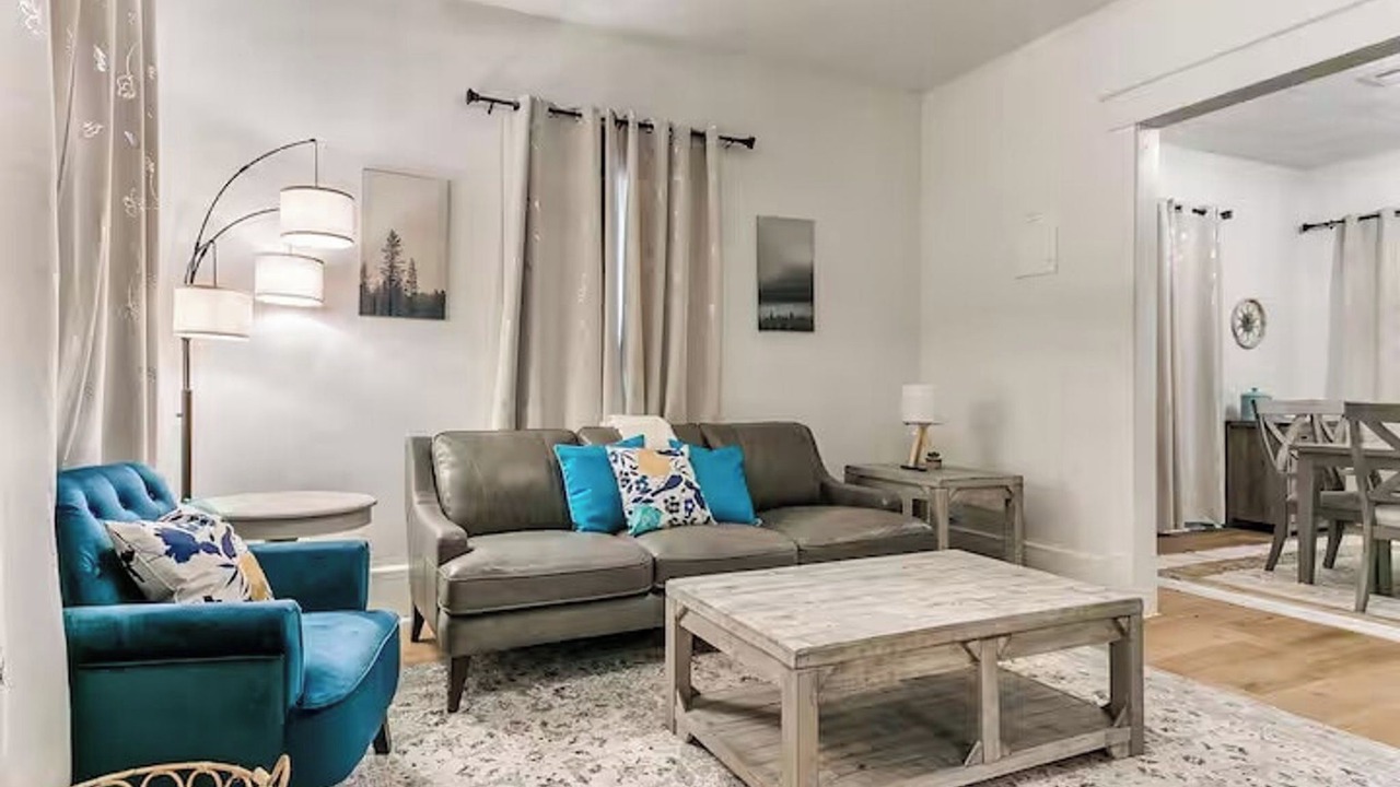 Photo of Livingroom in Guthrie