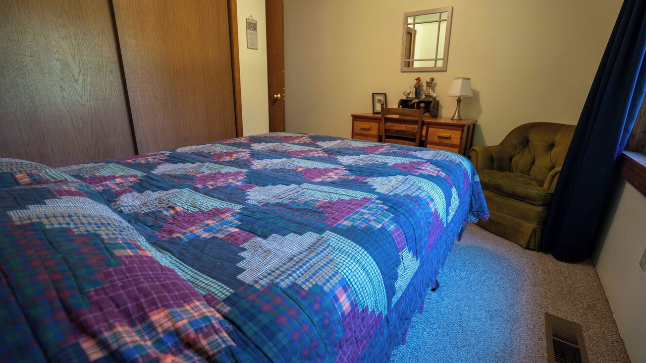 Photo of Bedroom in Joseph