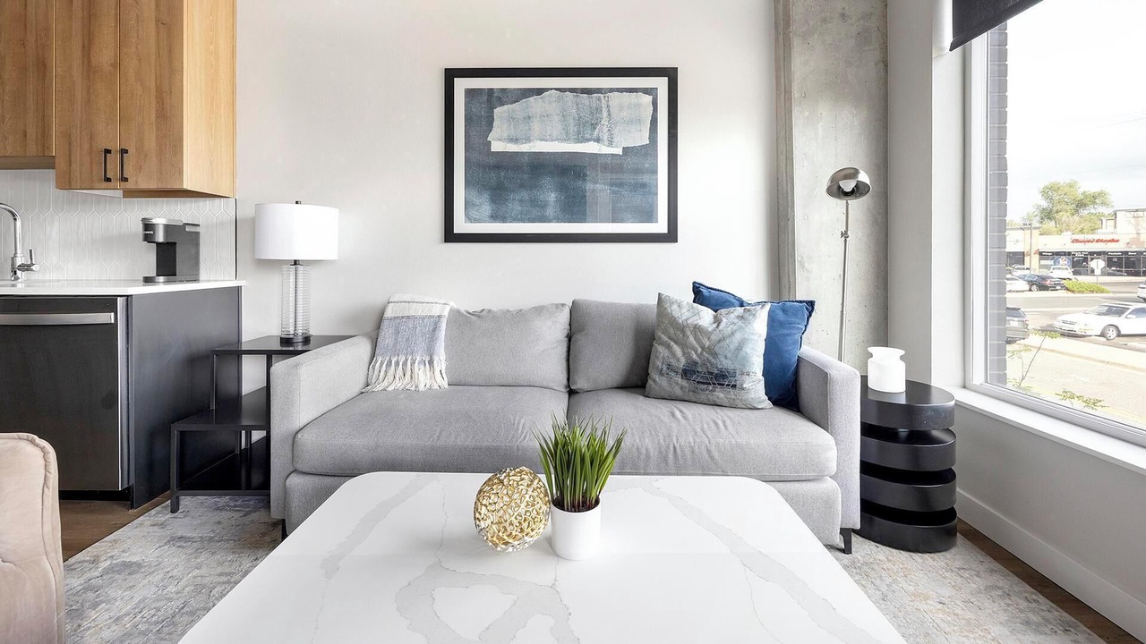 Photo of Livingroom in Englewood