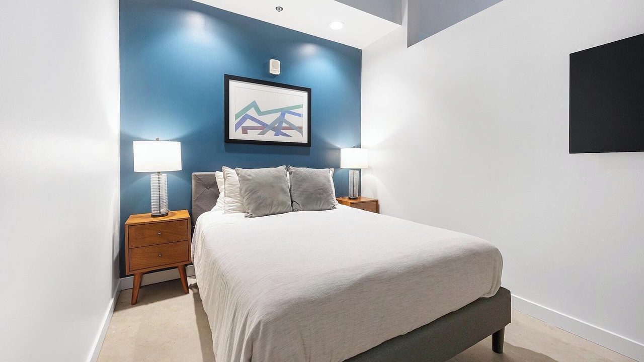 Photo of Bedroom in River North Art District