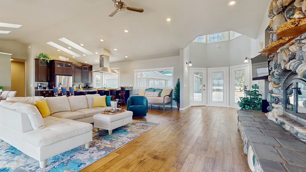 Photo of Livingroom in Camano Island