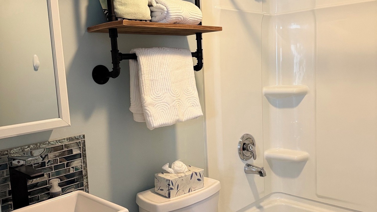 Photo of Bathroom in Peyton
