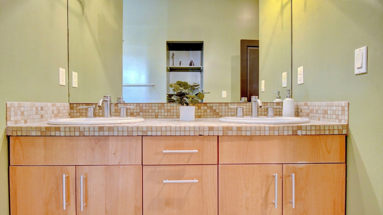 Photo of Bathroom in Albuquerque