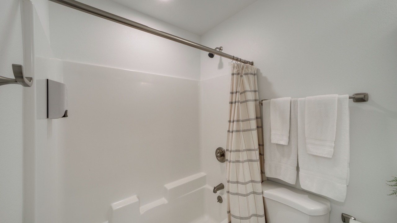 Photo of Bathroom in Soap Lake