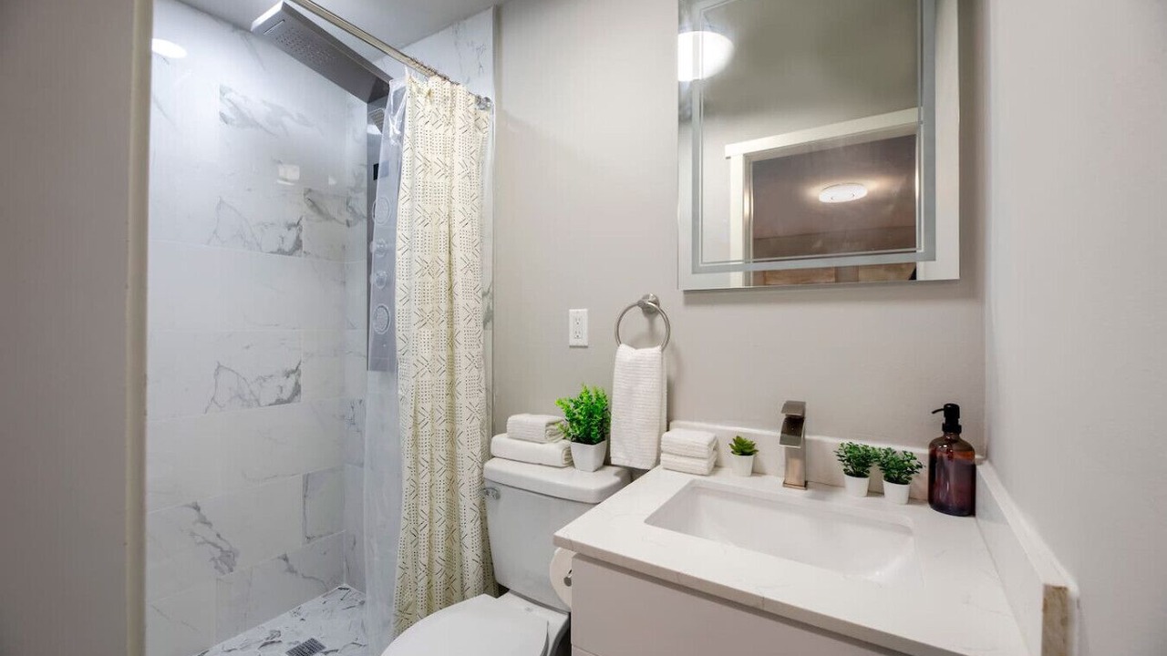 Photo of Bathroom in Bryn Mawr-Skyway