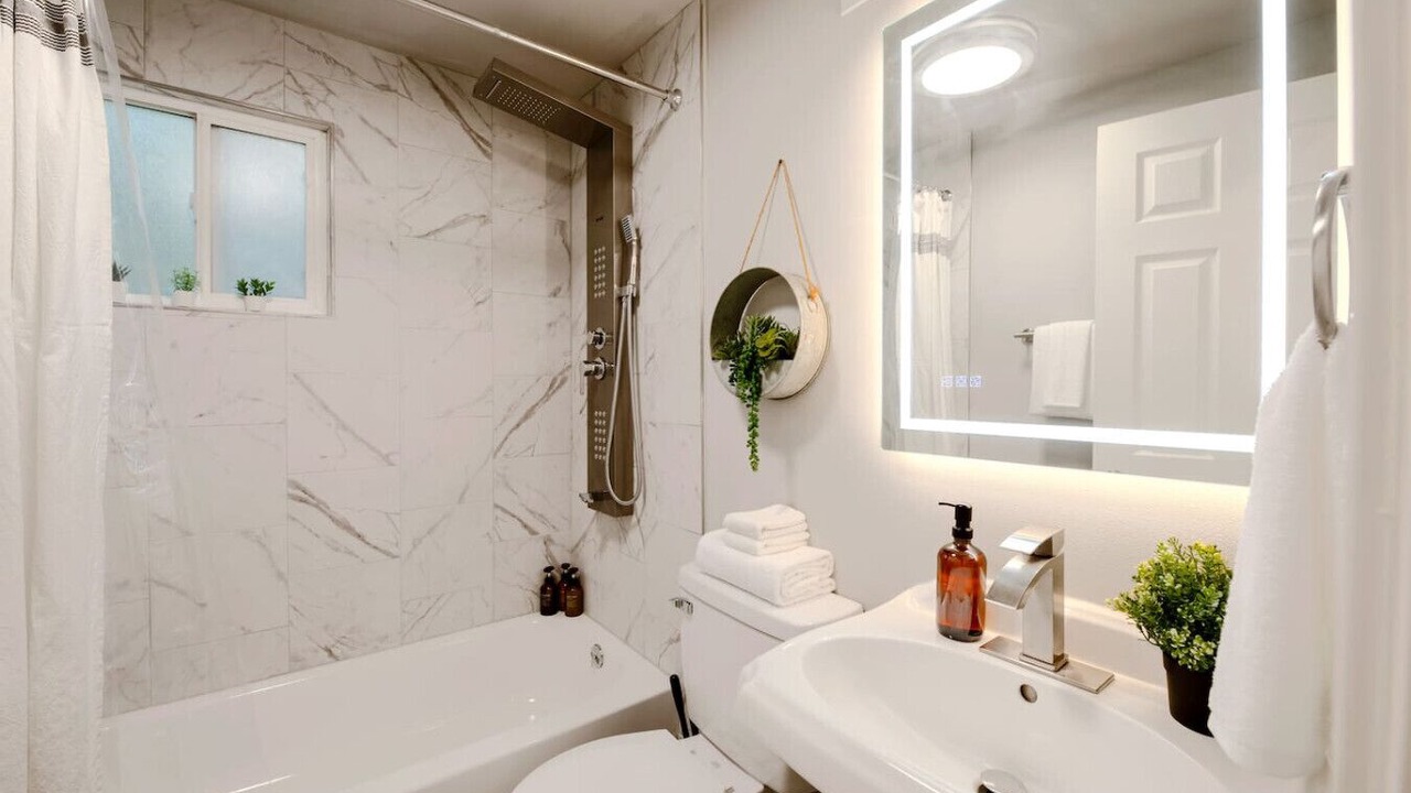 Photo of Bathroom in Bryn Mawr-Skyway