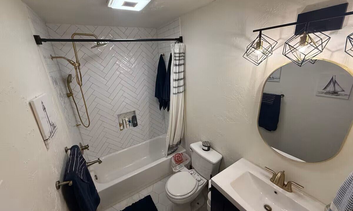 Photo of Bathroom in Porum