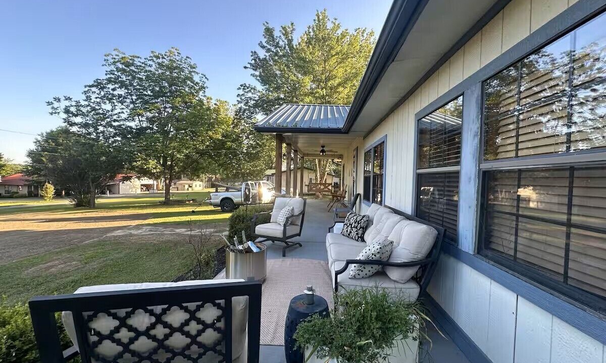 Photo of Patio Balcony in Porum