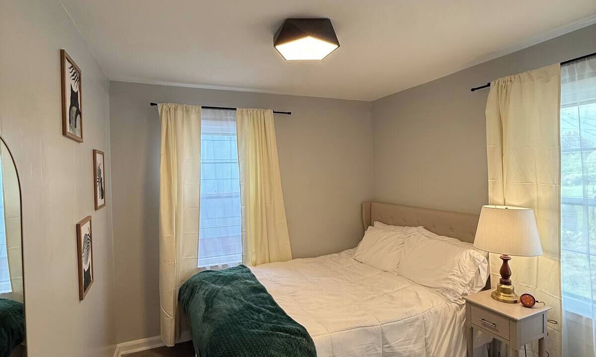 Photo of Bedroom in Fremont
