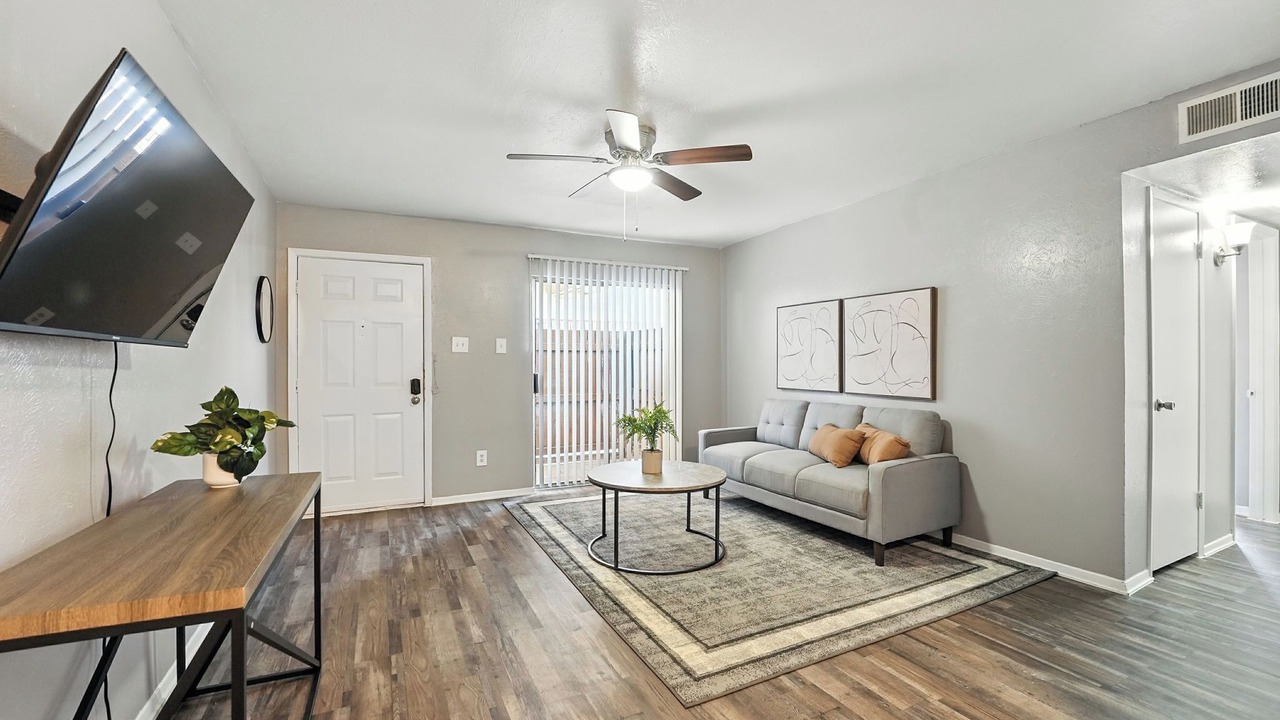 Photo of Livingroom in Southridge