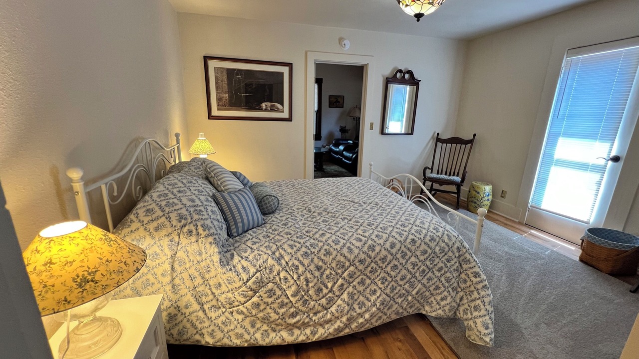 Photo of Bedroom in Glenrock