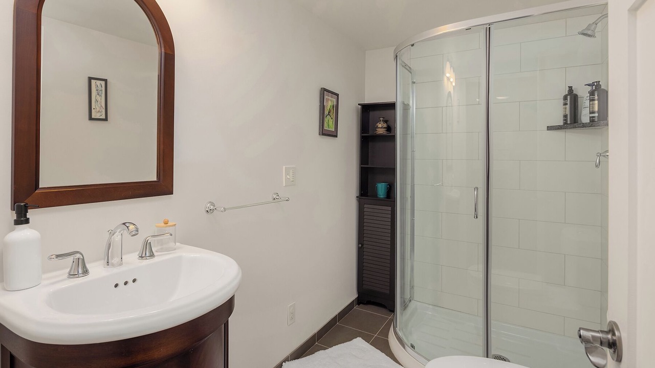 Photo of Bathroom in West Woodland