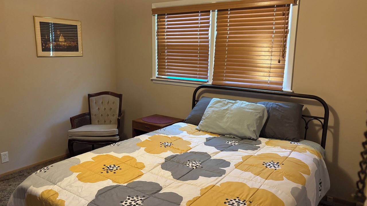 Photo of Bedroom in Lincoln