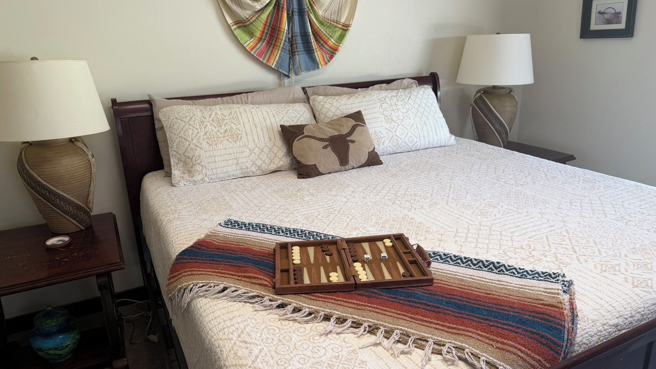 Photo of Bedroom in Mason