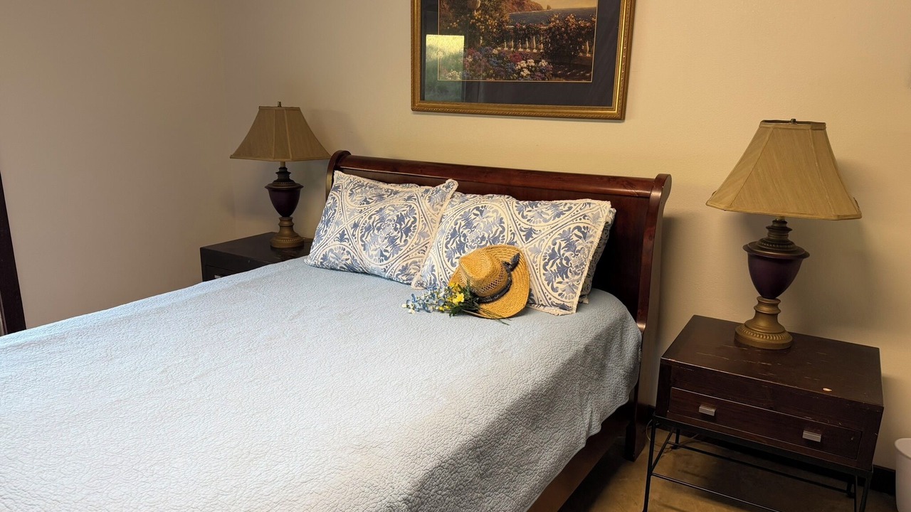 Photo of Bedroom in Mason