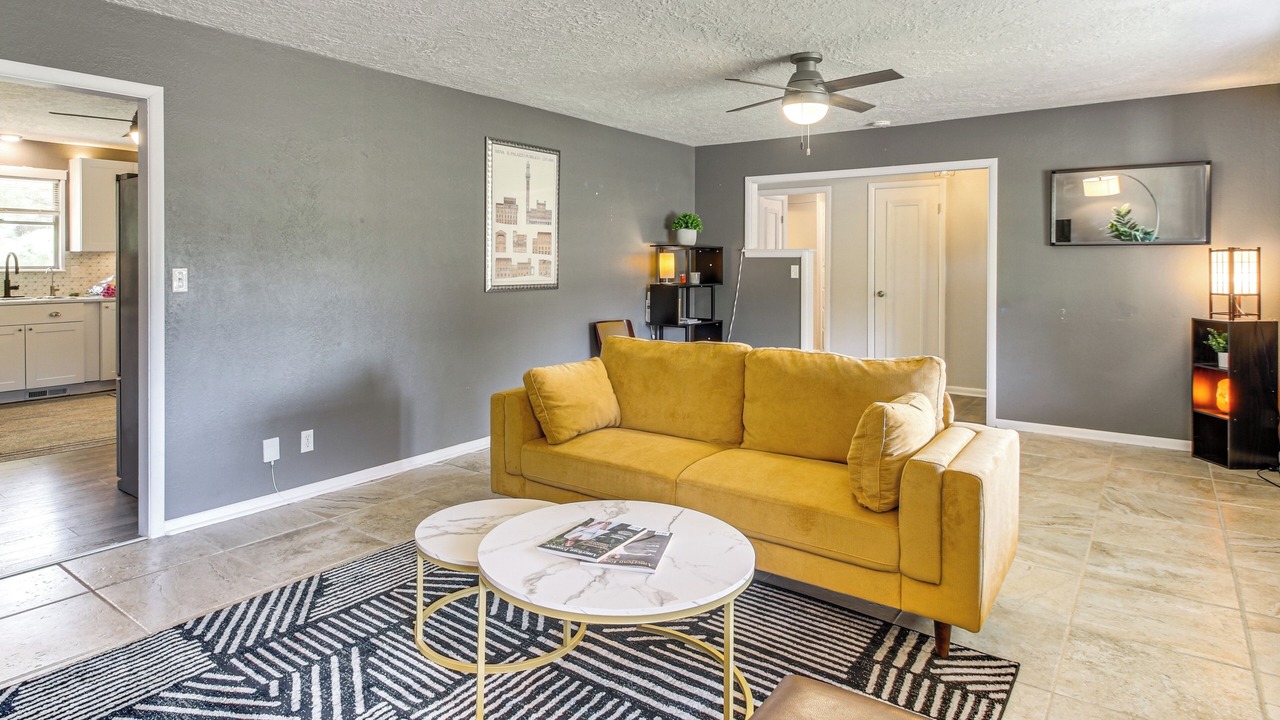 Photo of Livingroom in Norman