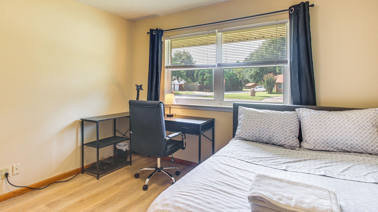 Photo of Bedroom in Norman