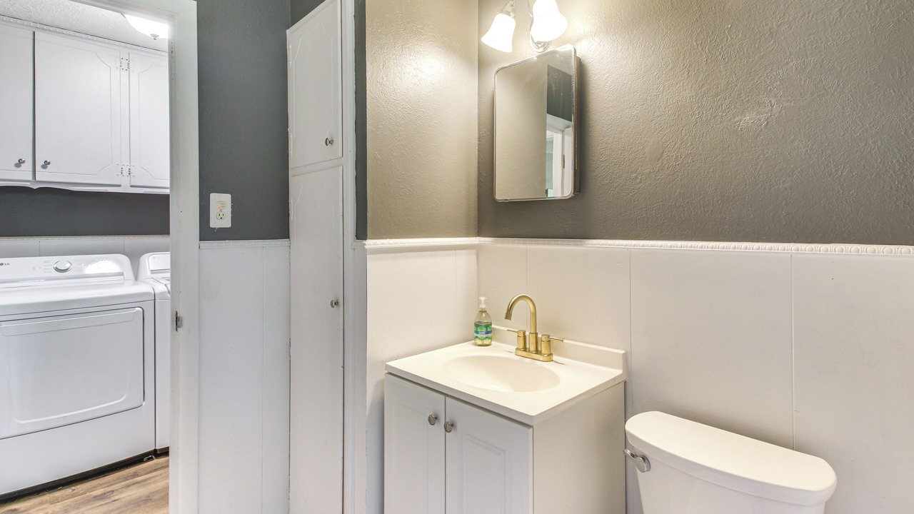 Photo of Bathroom in Norman