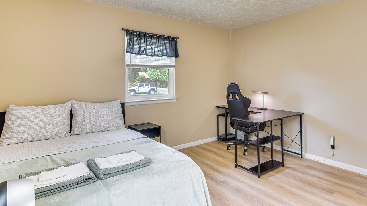Photo of Bedroom in Norman