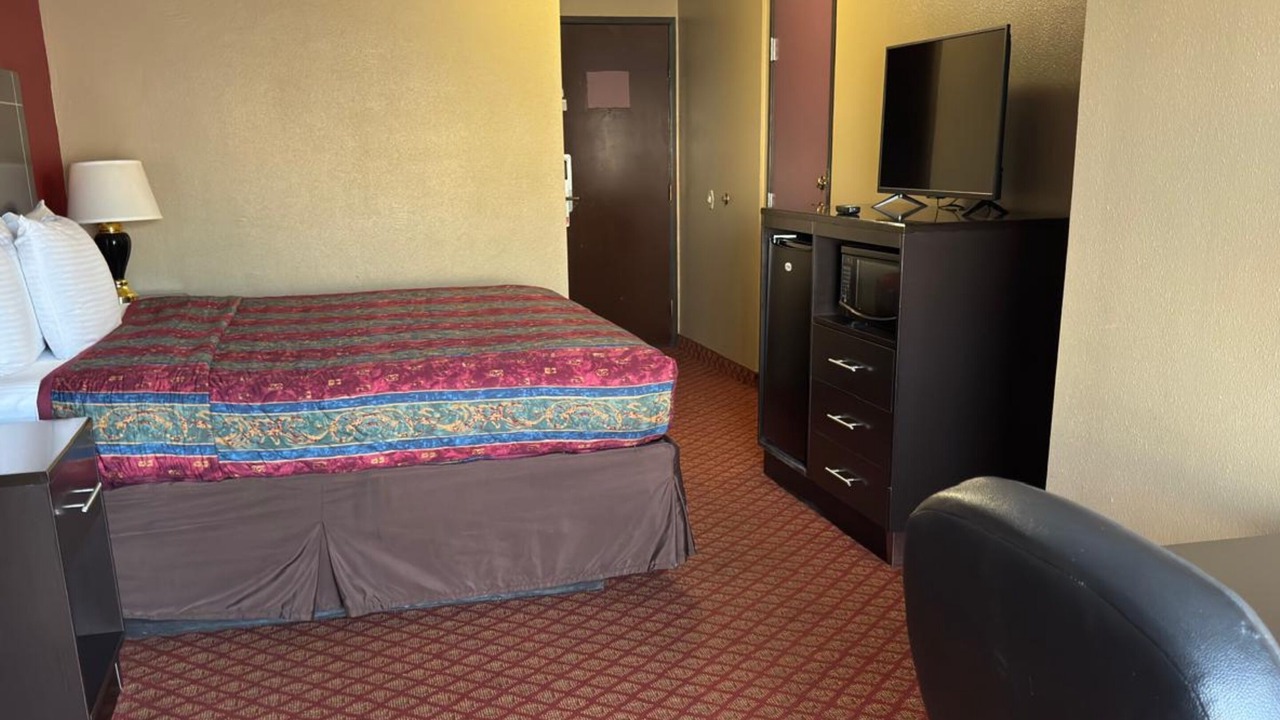 Photo of Bedroom in Central Oklahoma City