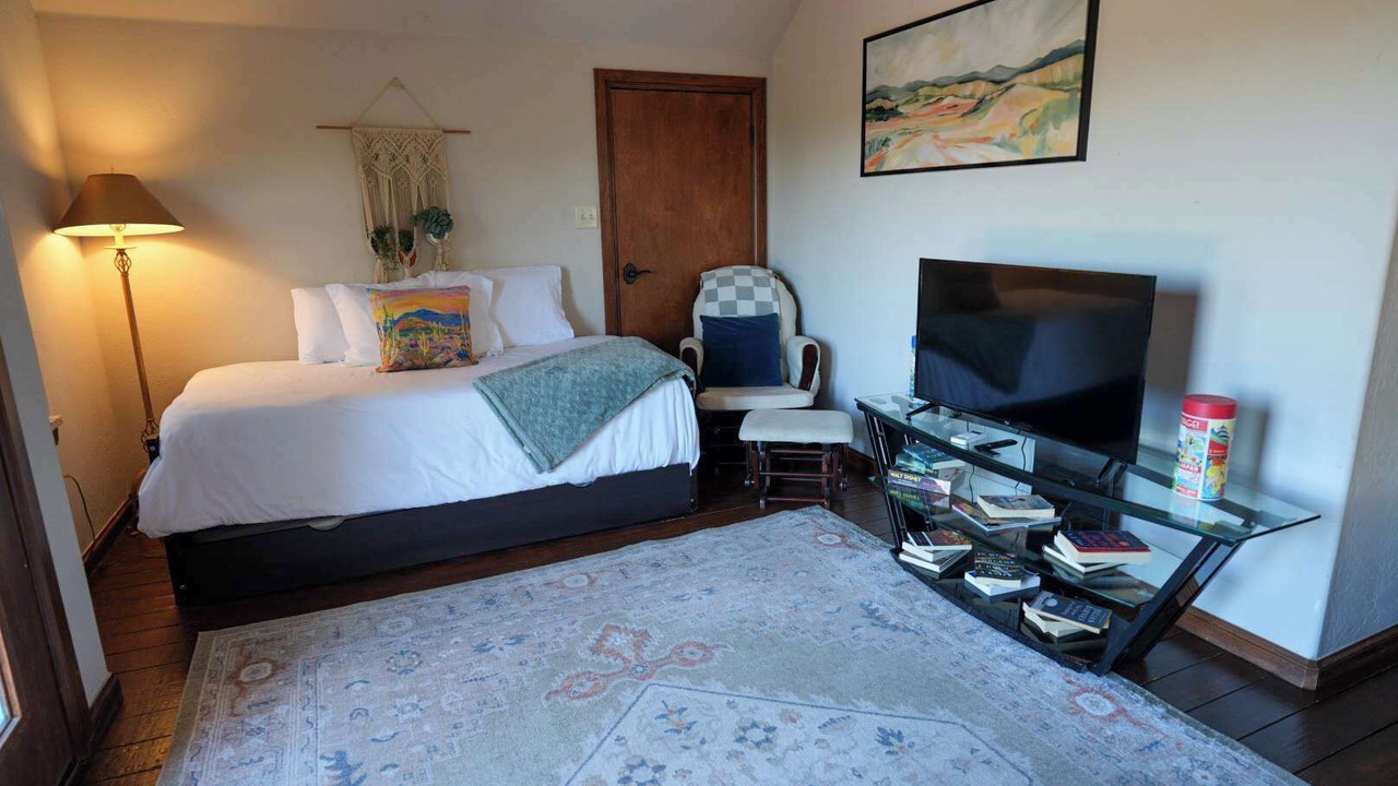 Photo of Bedroom in Medicine Park