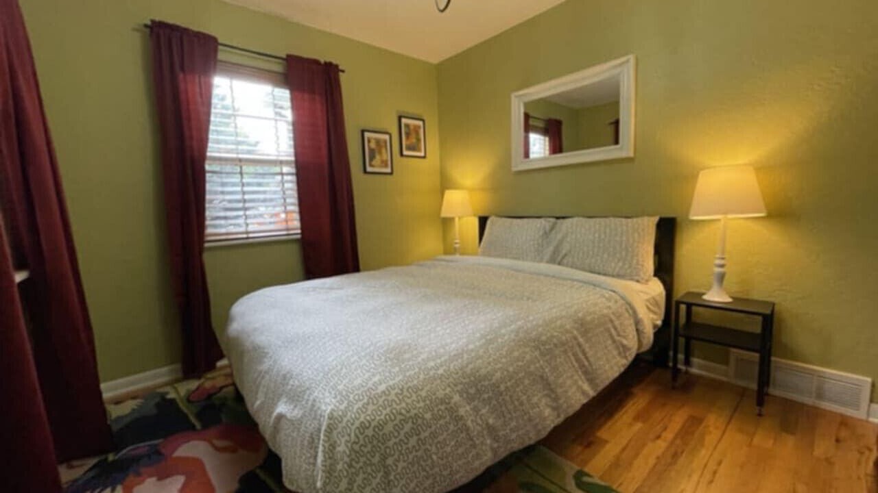 Photo of Bedroom in Golden