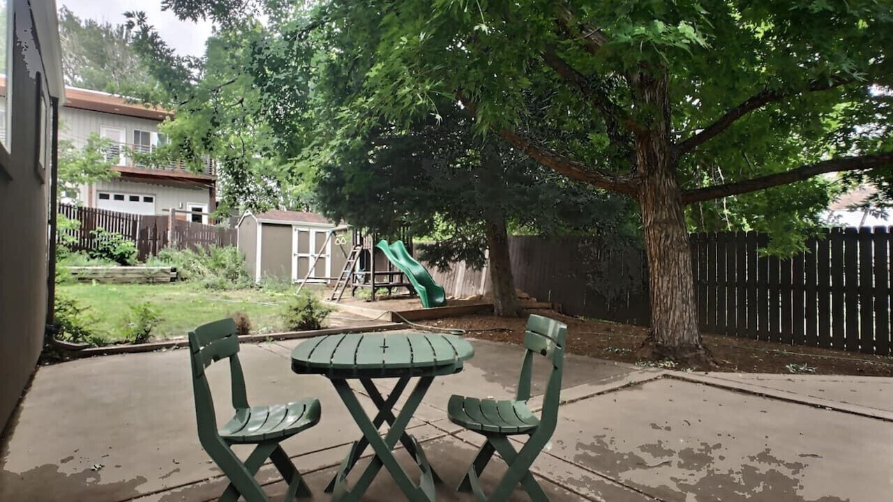 Photo of Outdoor in Golden