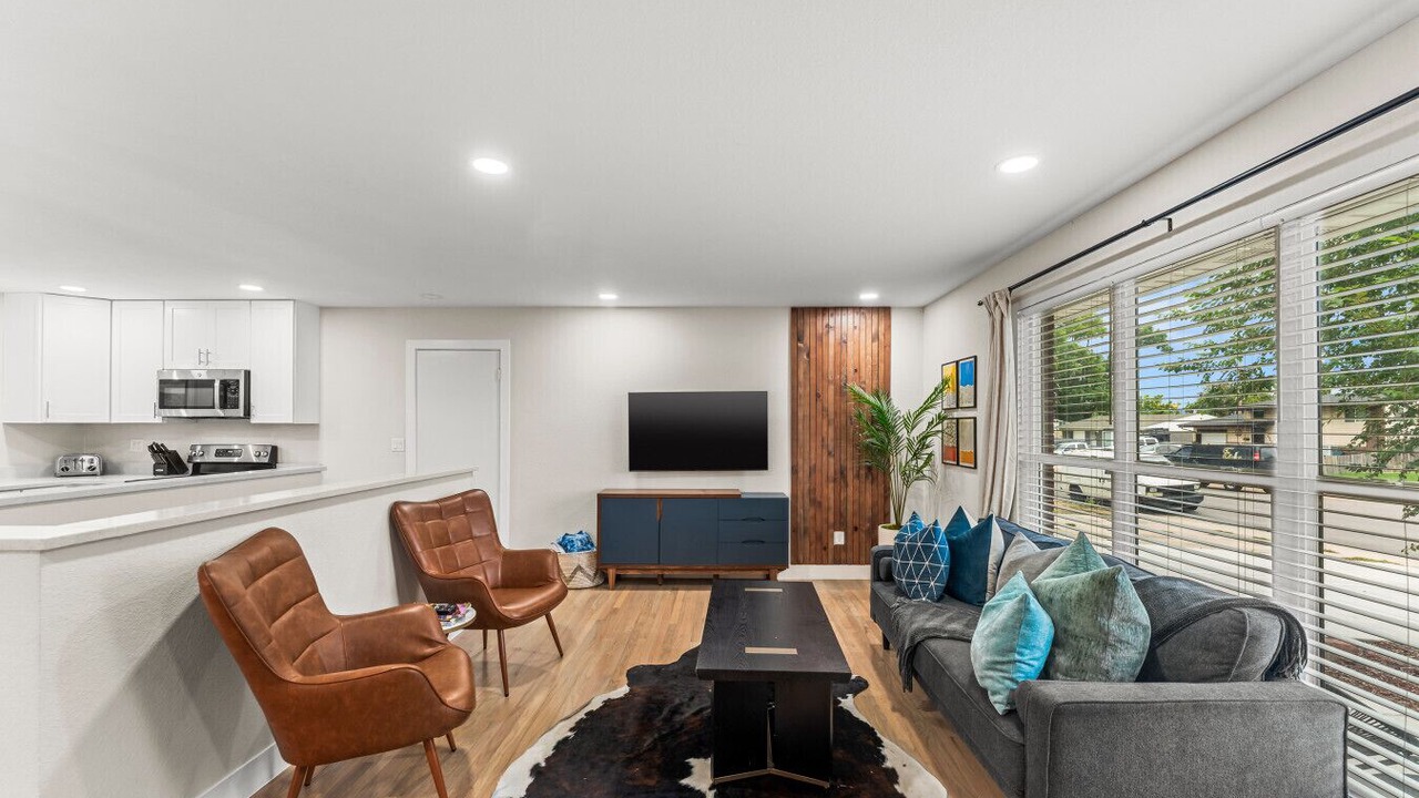 Photo of Bedroom in Dupont