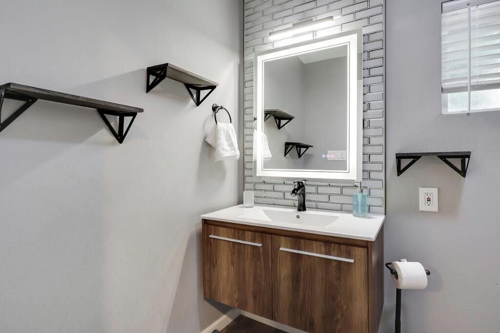 Photo of Bathroom in Northeast Heights