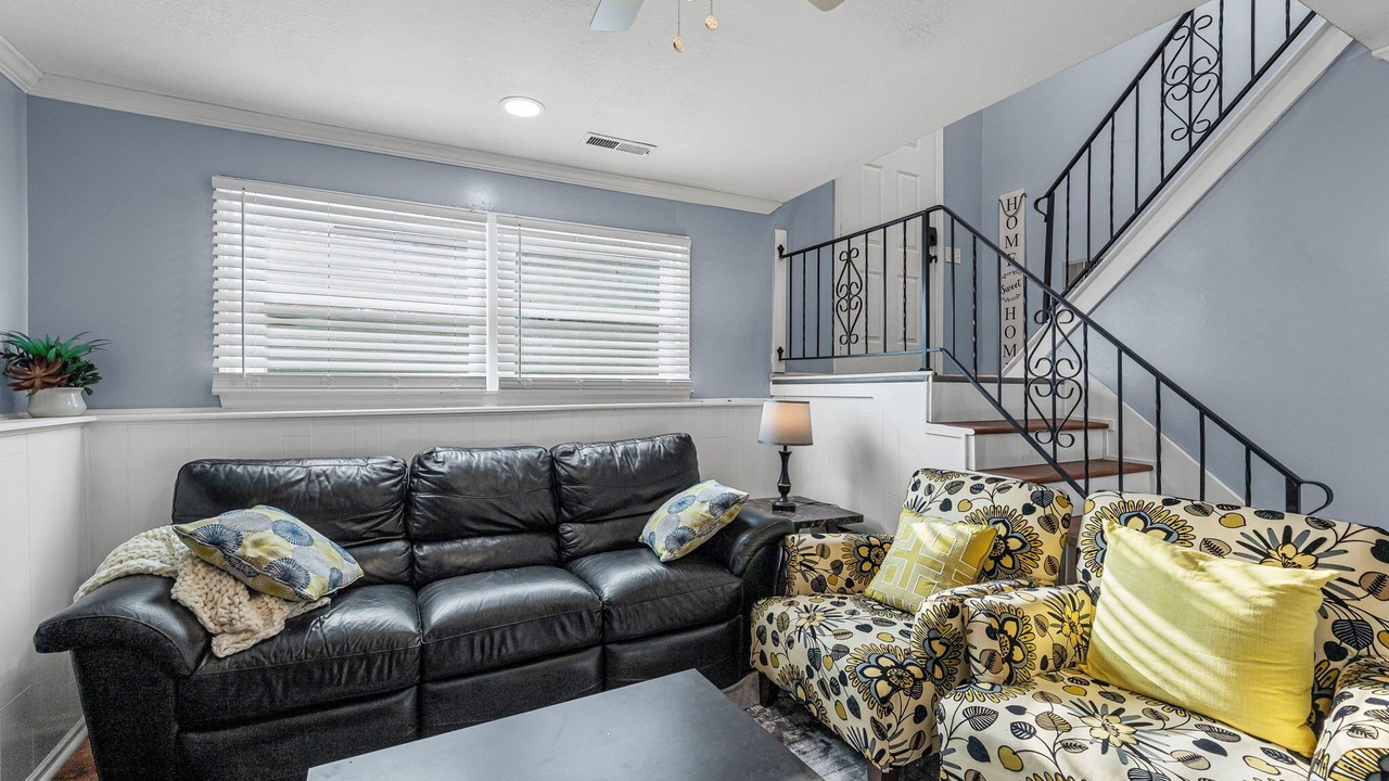 Photo of Livingroom in Olathe