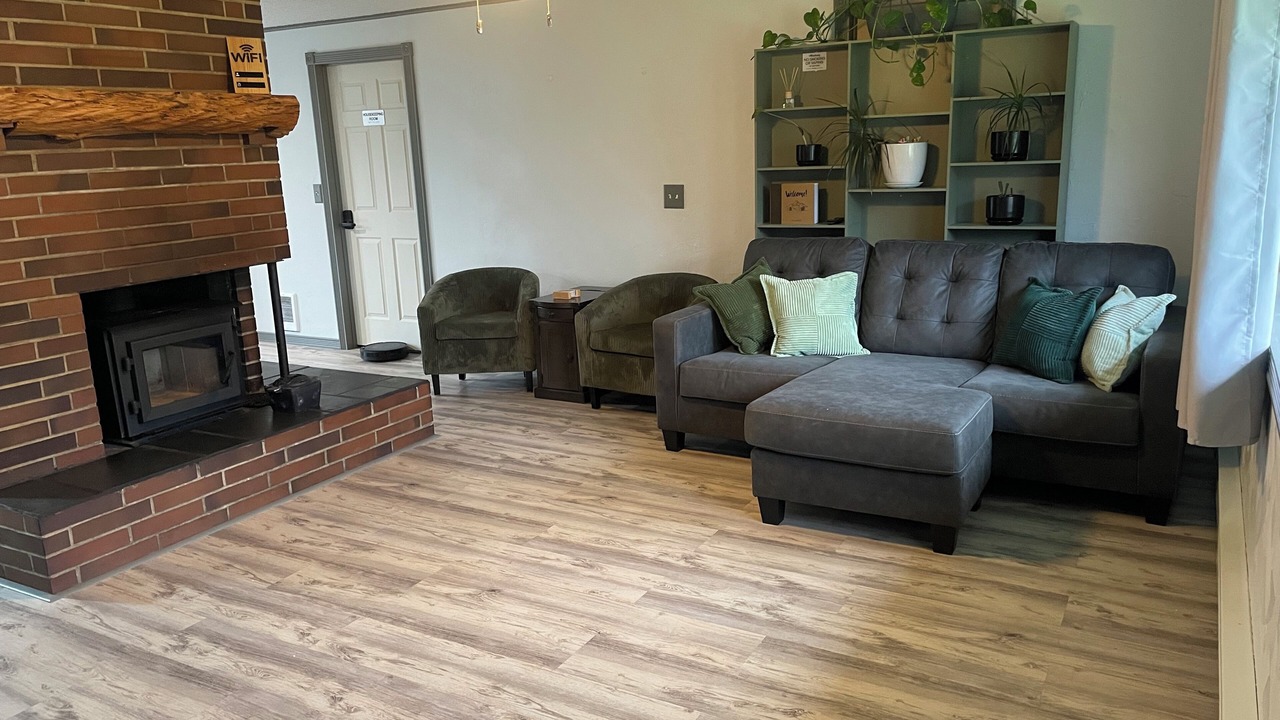 Photo of Livingroom in Forks