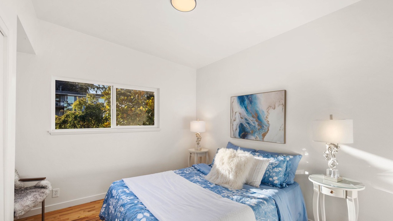 Photo of Bedroom in SeaTac